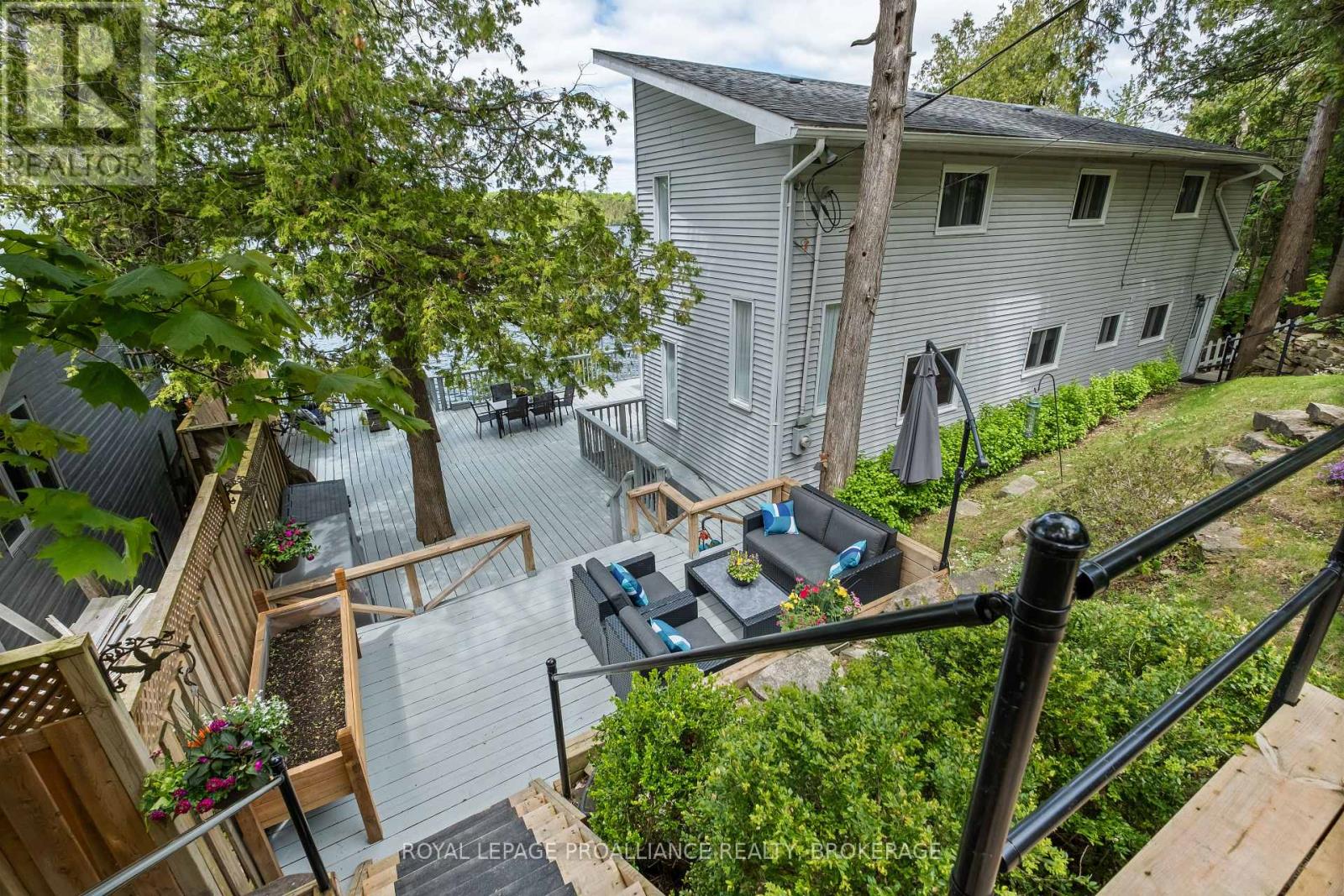 1020 Lark Lane, South Frontenac, Ontario  K0H 1X0 - Photo 2 - X13036064