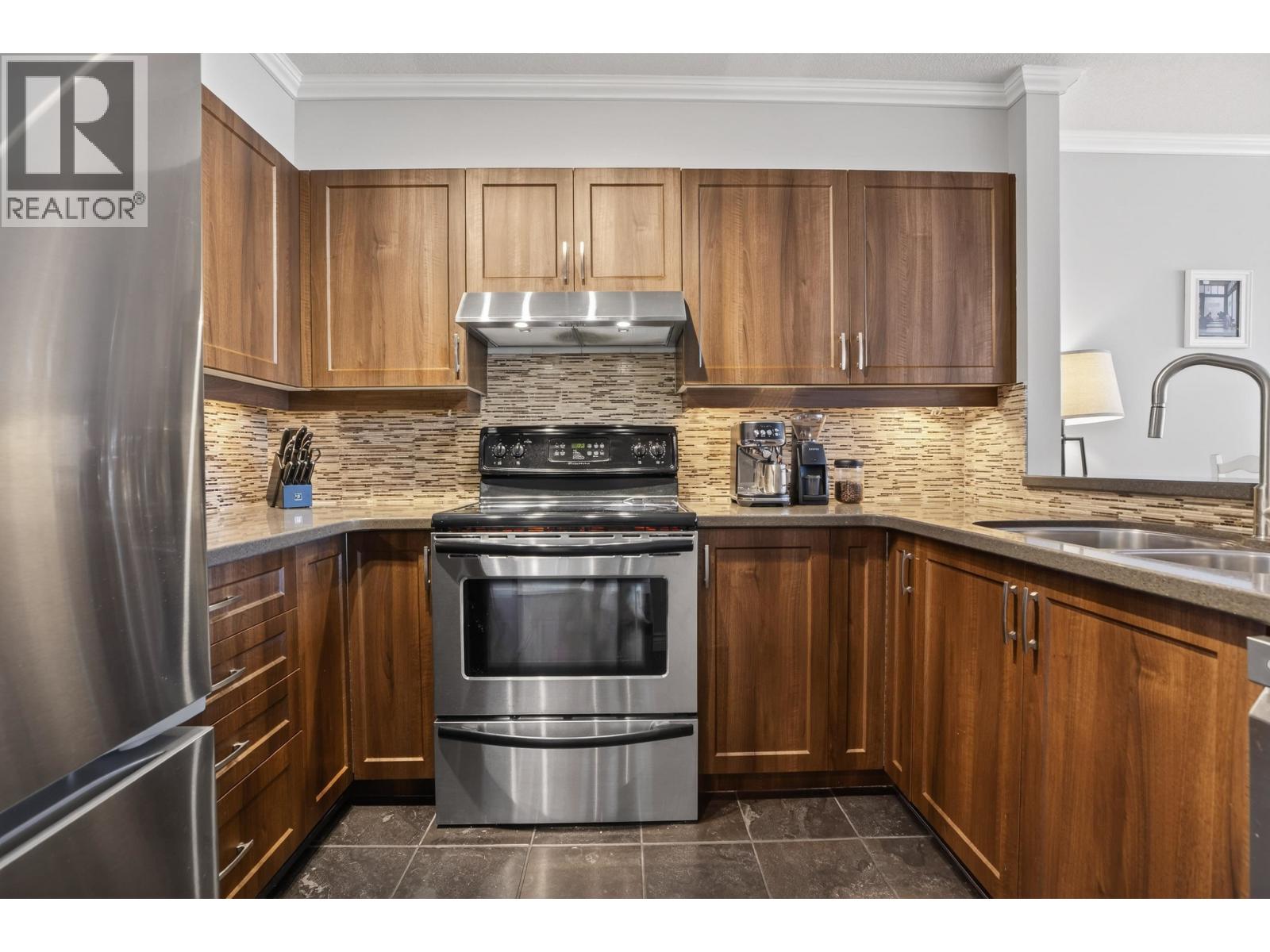 1007 10 Laguna Court, New Westminster, British Columbia  V3M 6W3 - Photo 13 - R3093180