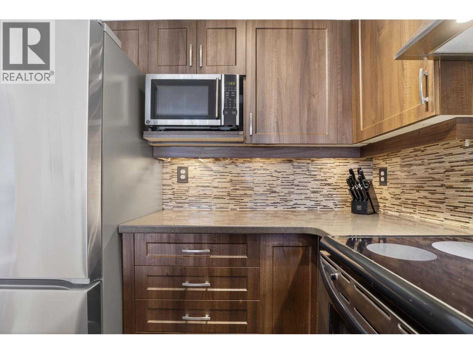 1007 10 Laguna Court, New Westminster, British Columbia  V3M 6W3 - Photo 14 - R3093180