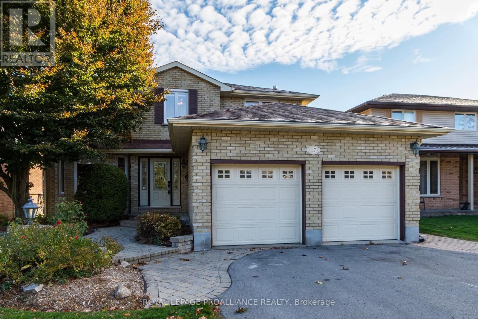 37 Dungannon Drive, Belleville, Ontario  K8P 5E7 - Photo 1 - X13036134