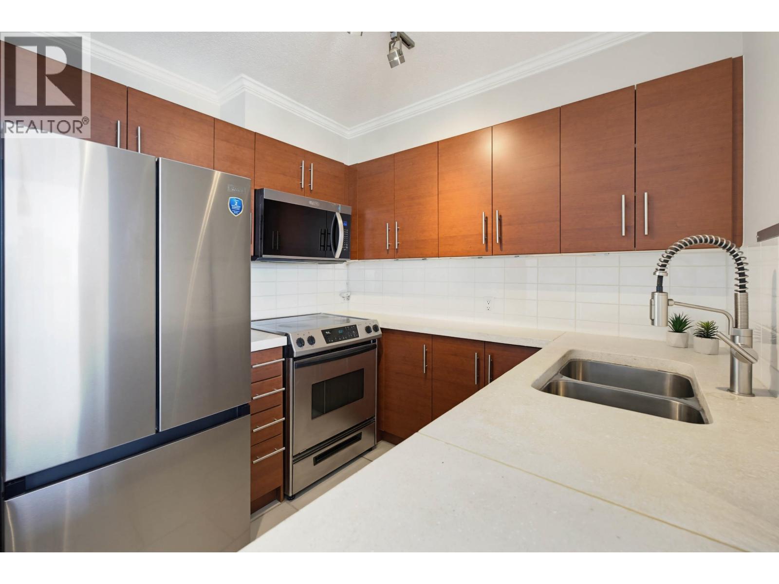 1103 814 Royal Avenue, New Westminster, British Columbia  V3M 1J9 - Photo 15 - R3115030