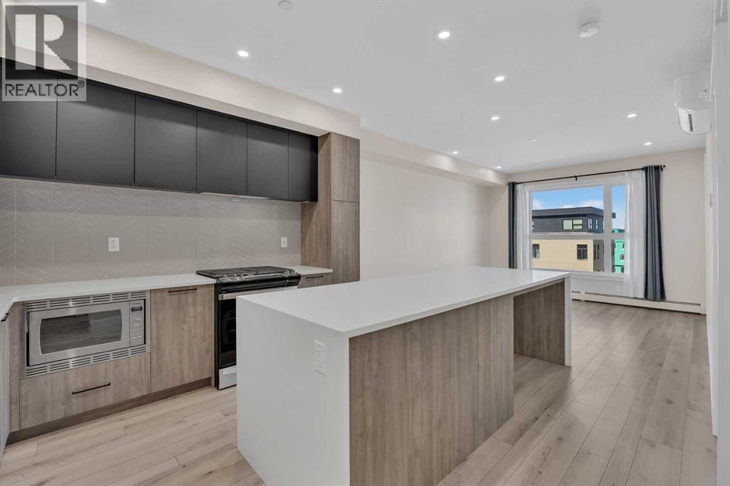 310, 4160 Norford Avenue Nw, Calgary, Alberta  T3B 6L8 - Photo 3 - A2301585