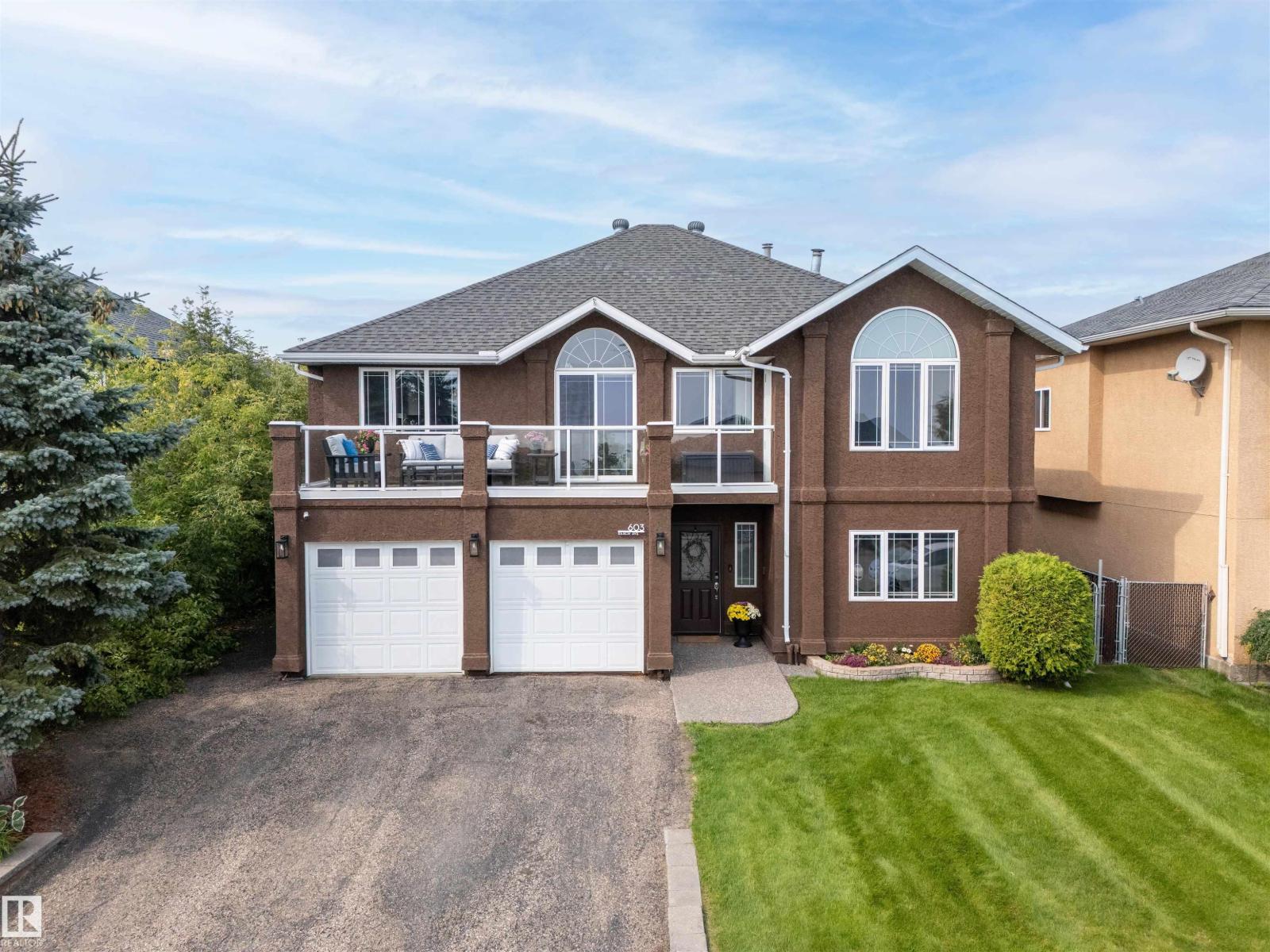 603 BEACH AV, cold lake, Alberta