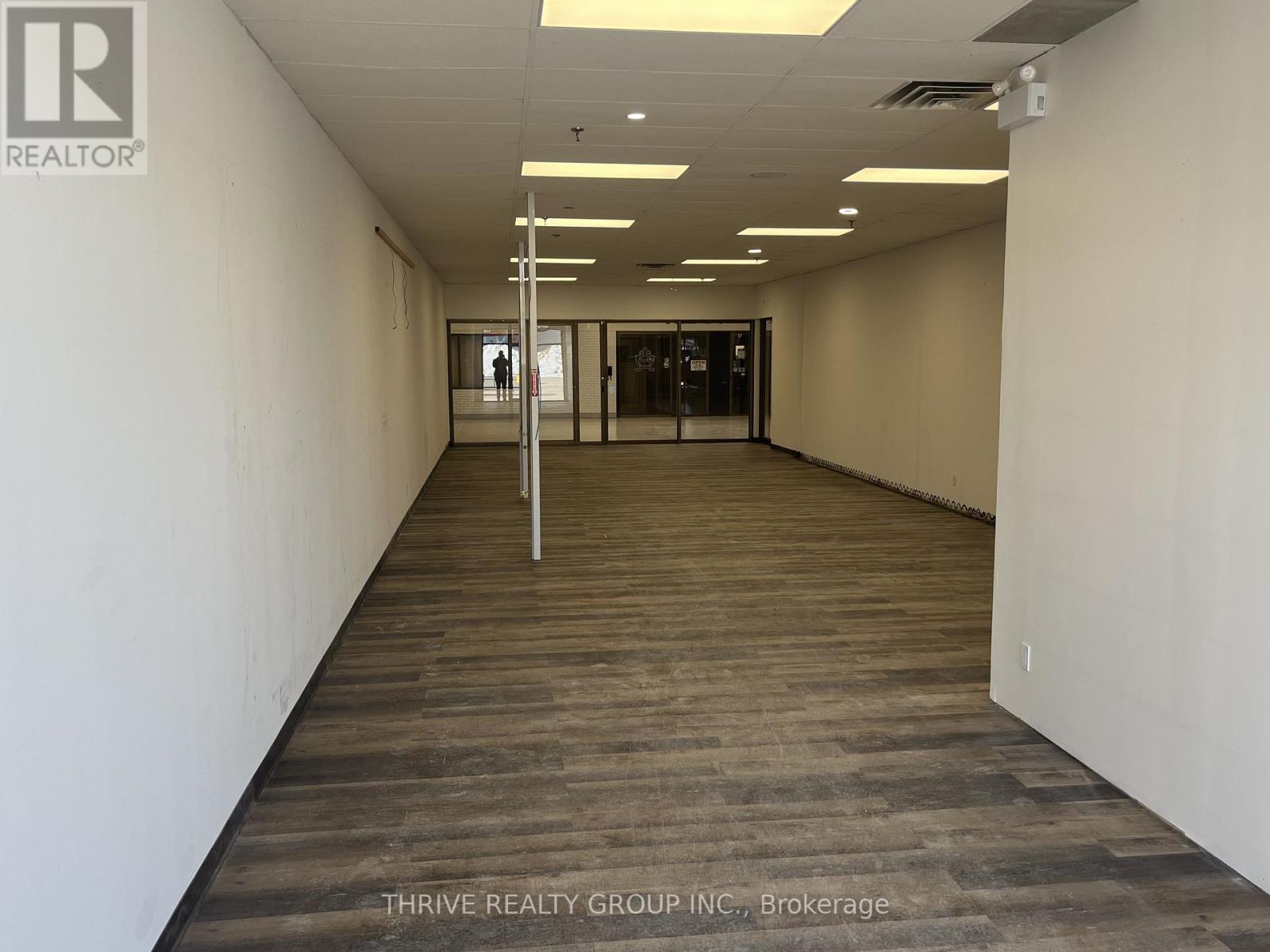 4 - 51 Front Street E, Strathroy-Caradoc, Ontario  N7G 1Y5 - Photo 3 - X13036100