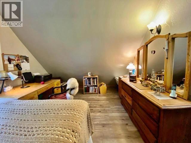 2916 Barriere Lakes Road, Barriere, British Columbia  V0E 1E0 - Photo 15 - 10384024