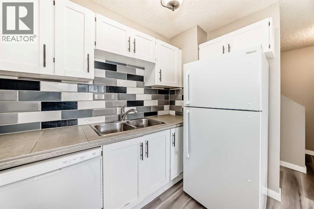 6909 Ranchero Road Nw, Calgary, Alberta  T3G 1J6 - Photo 9 - A2302172