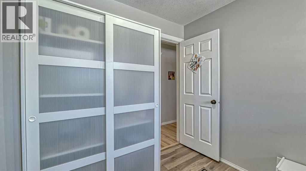 64 Midglen Drive Se, Calgary, Alberta  T2X 1G7 - Photo 16 - A2302754