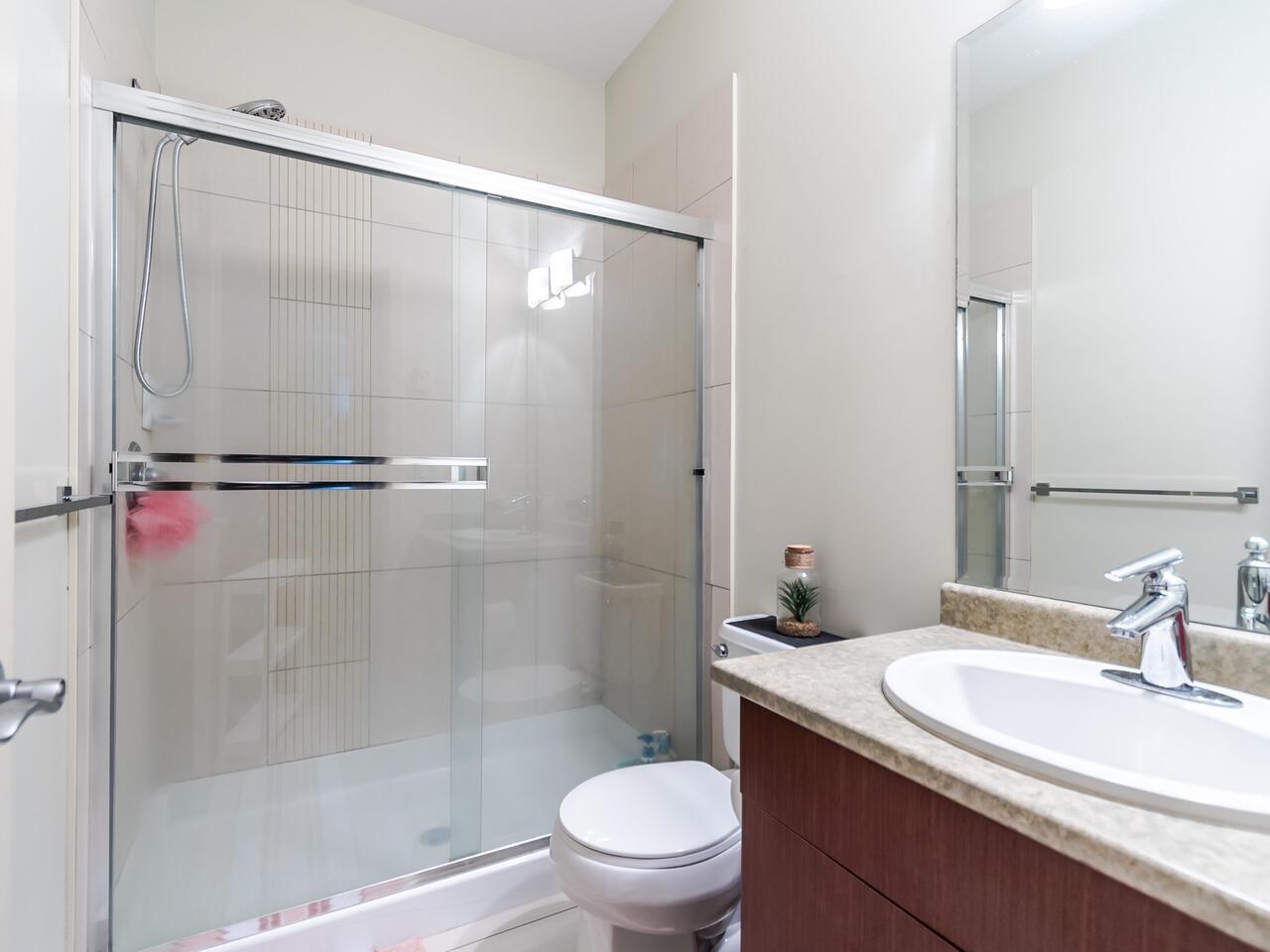 407 33338 E Bourquin Crescent, Abbotsford, British Columbia  V2S 1Y1 - Photo 14 - R3115086