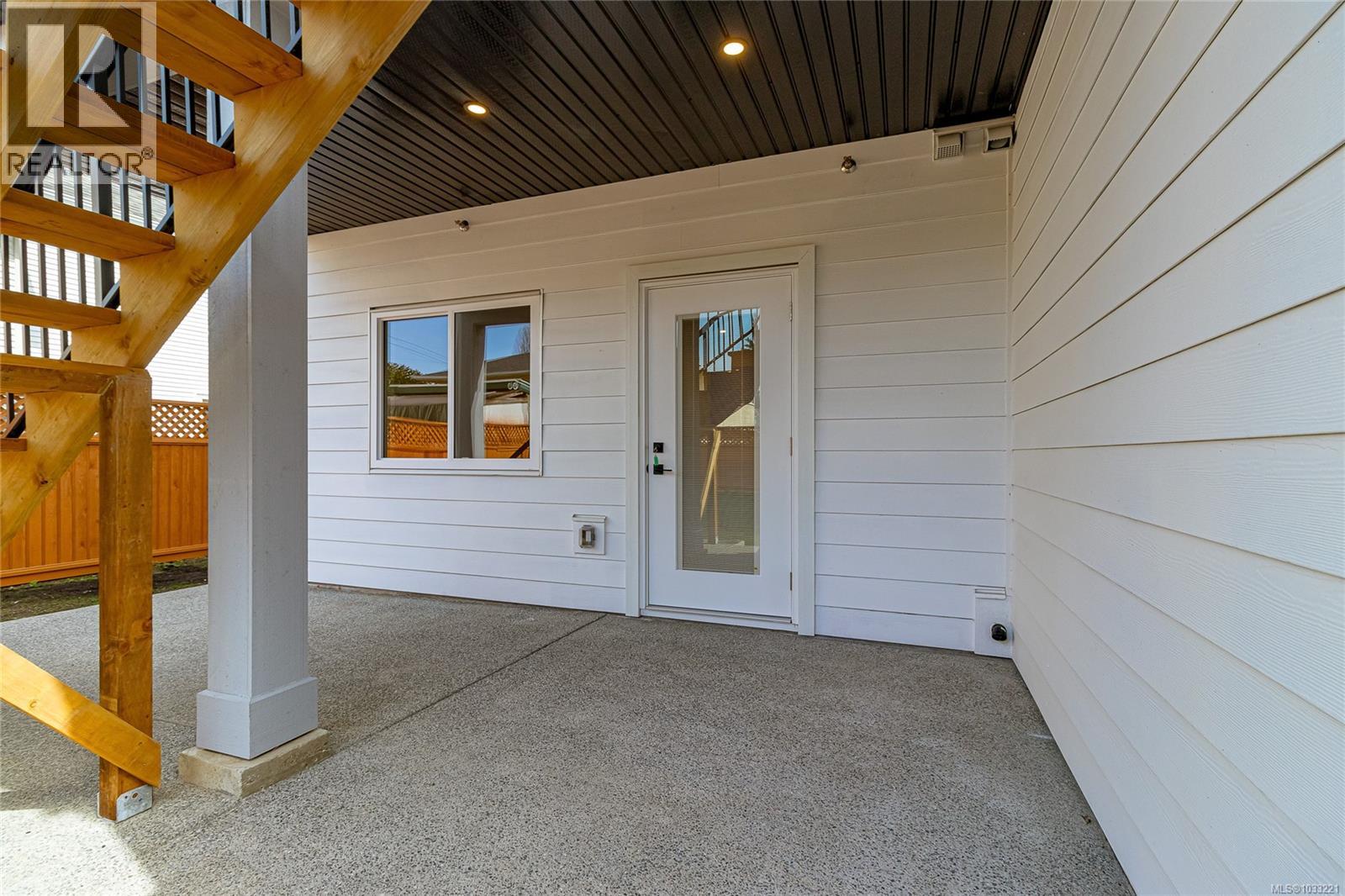 # 4 95 Battleford Ave, Saanich, British Columbia  V8Z 1K5 - Photo 12 - 1033221