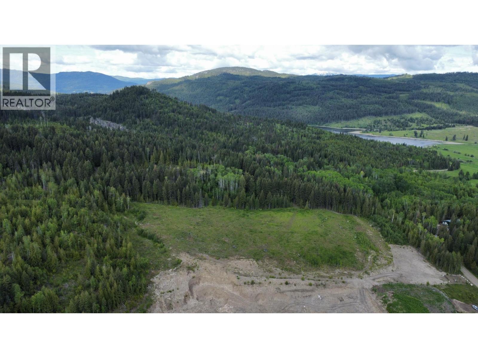 8404 Skimikin Road, Chase, British Columbia  V0E 1M0 - Photo 4 - 10384603