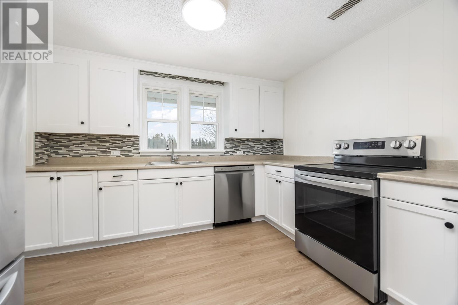 51 Pleasant Street, Kensington, Prince Edward Island  C0B 1M0 - Photo 12 - 202602672