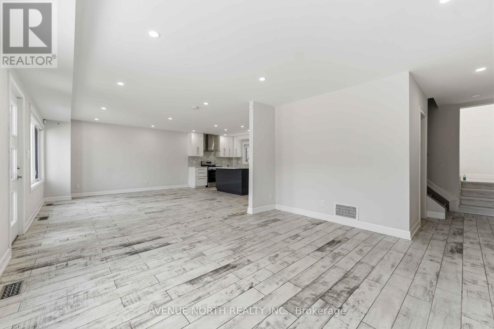 2676 Ayers Avenue, Ottawa, Ontario  K1V 7W8 - Photo 4 - X13036112