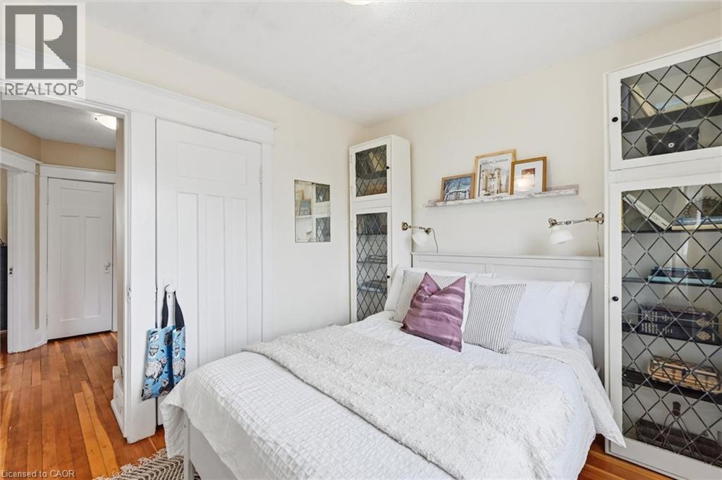 153 Graham Avenue S, Hamilton, Ontario  L8K 2M5 - Photo 23 - 40823011