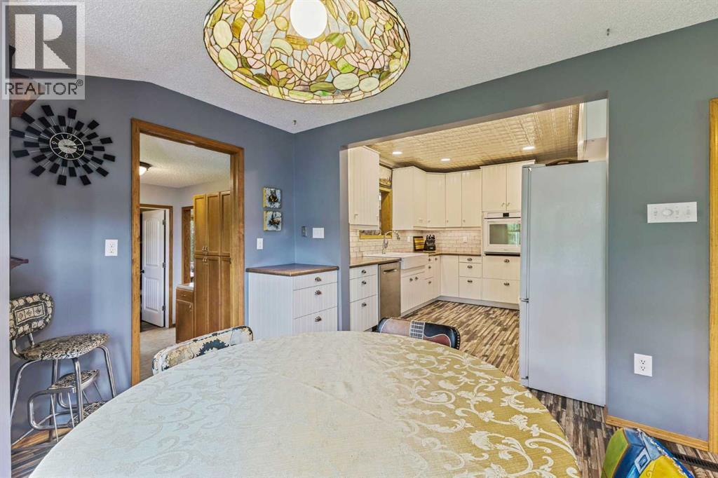 717 East Road, Standard, Alberta  T0J 3G0 - Photo 9 - A2282435