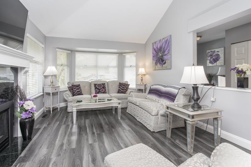 126 8060 121a Street, Surrey, British Columbia  V3W 0S5 - Photo 3 - R3114887