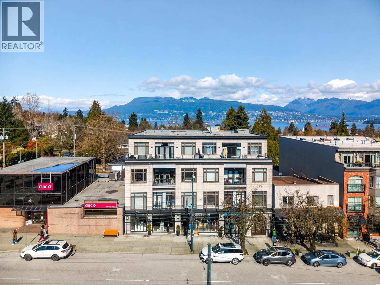 302 4479 W 10TH AVENUE, Vancouver, British Columbia