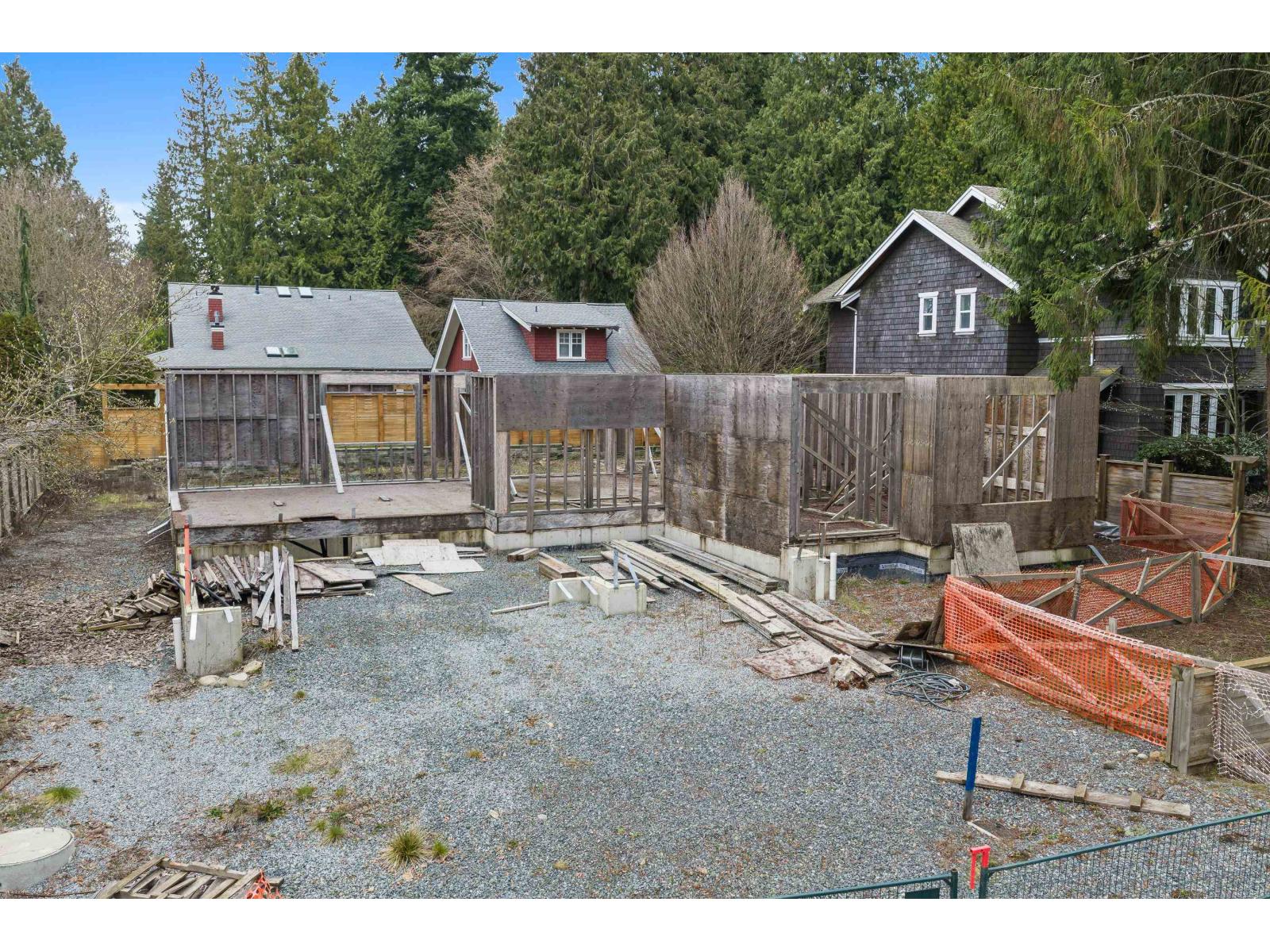 12489 23 Avenue, Surrey, British Columbia  V4A 2C5 - Photo 6 - R3114476