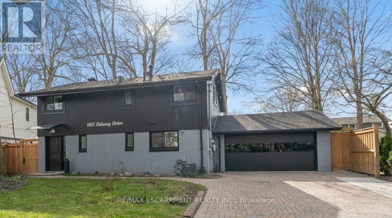1915 DELANEY DRIVE, Mississauga, Ontario