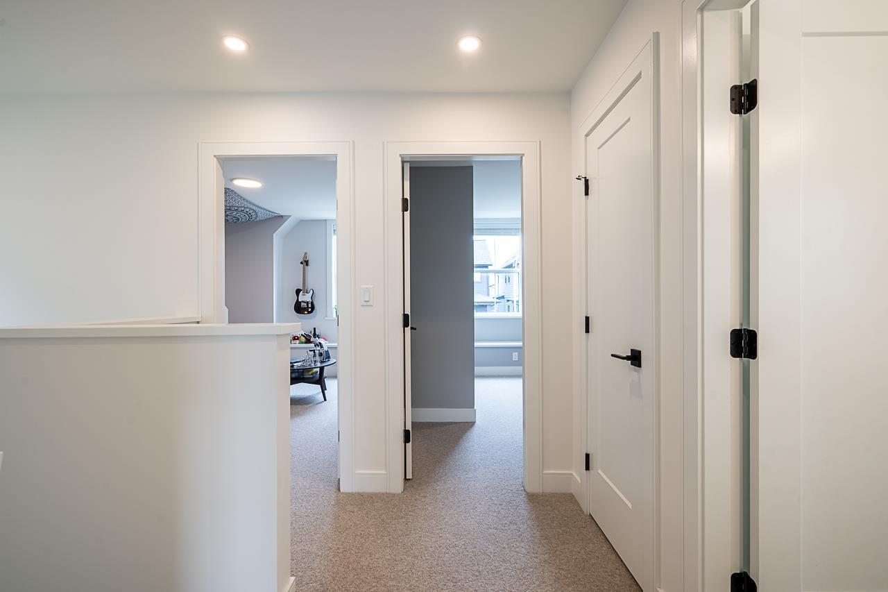 19671 76a Avenue, Langley, British Columbia  V2Y 3V3 - Photo 13 - R3115037