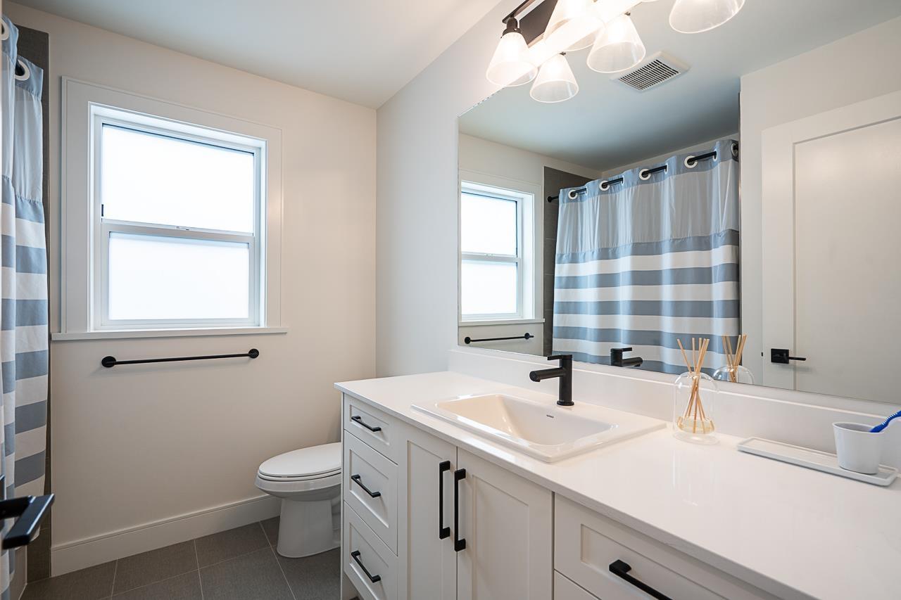 19671 76a Avenue, Langley, British Columbia  V2Y 3V3 - Photo 17 - R3115037