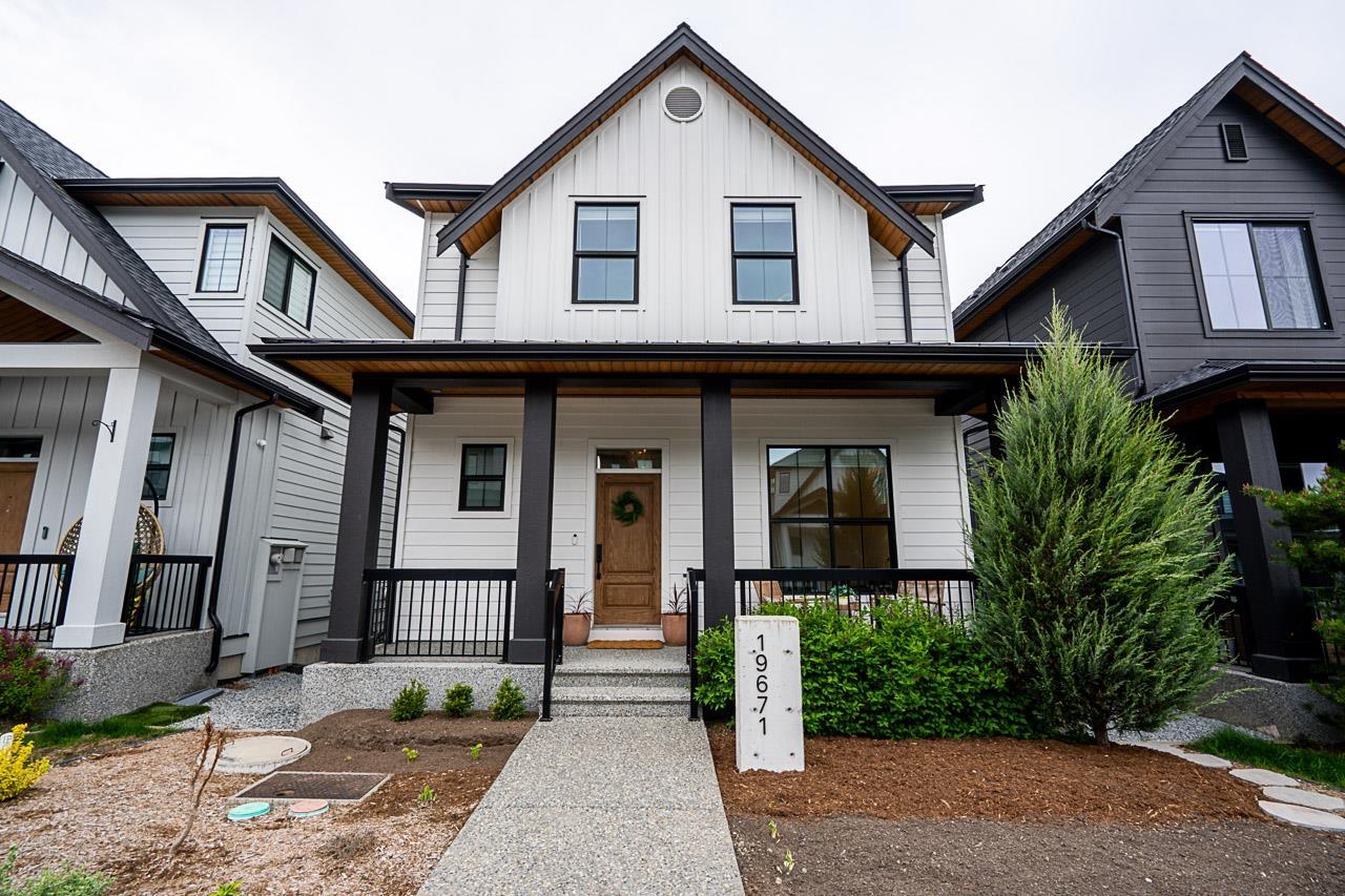 19671 76A AVENUE, Langley, British Columbia