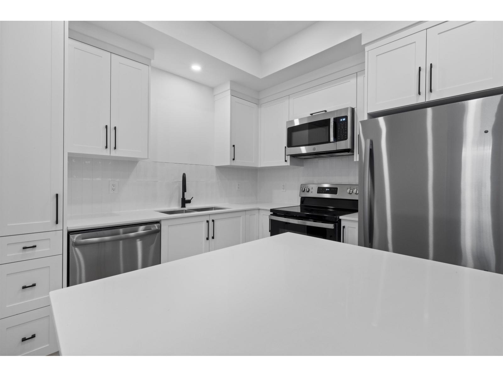 19671 76a Avenue, Langley, British Columbia  V2Y 3V3 - Photo 30 - R3115037