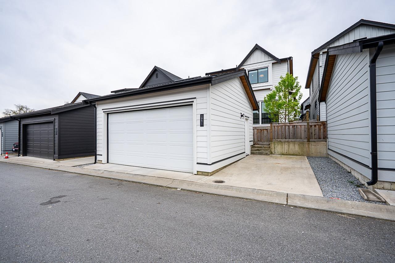 19671 76a Avenue, Langley, British Columbia  V2Y 3V3 - Photo 40 - R3115037