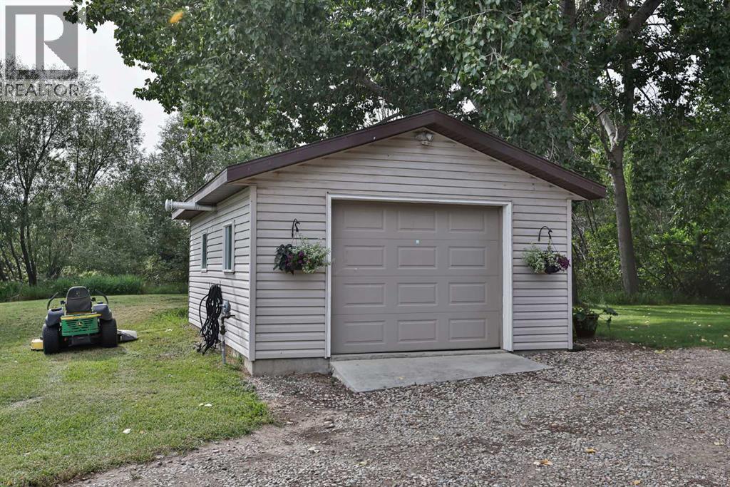 203037 Twp Rd 174, Rural Vulcan County, Alberta  T0L 1G0 - Photo 6 - A2289029