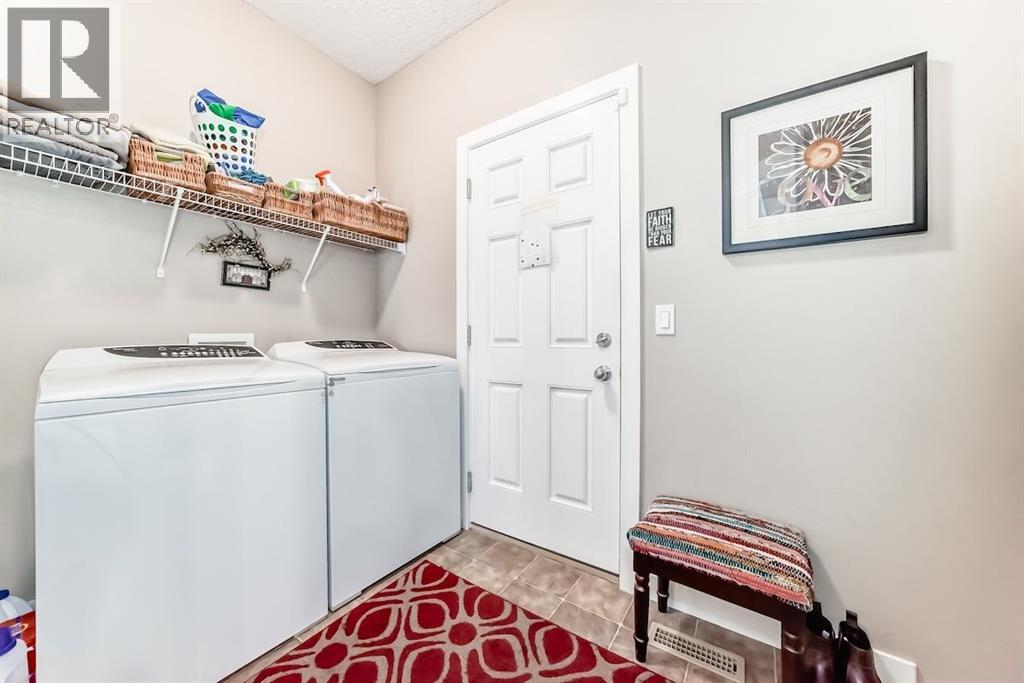 191 Pantego Close NW, Calgary, Alberta  T3K 0K3 - Photo 19 - A2298544