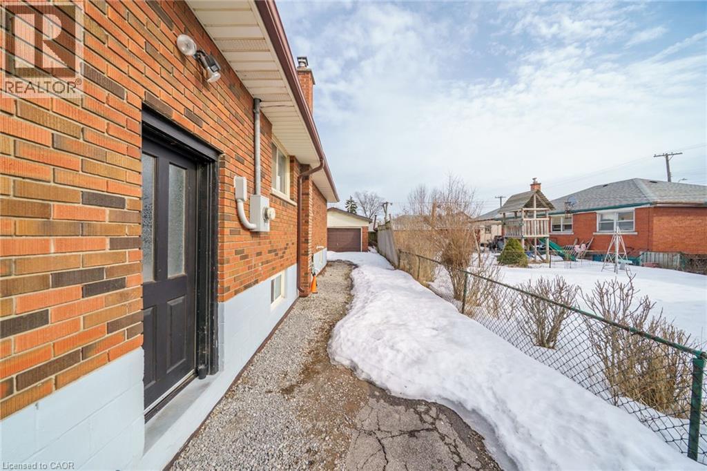 8 Shynal Avenue, Hamilton, Ontario  L8H 6K1 - Photo 23 - 40822664