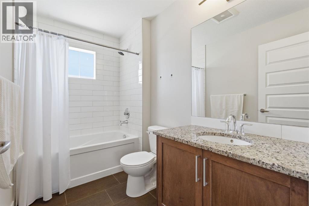 403, 110 Coopers Common SW, Airdrie, Alberta  T4B 3Y3 - Photo 27 - A2303776