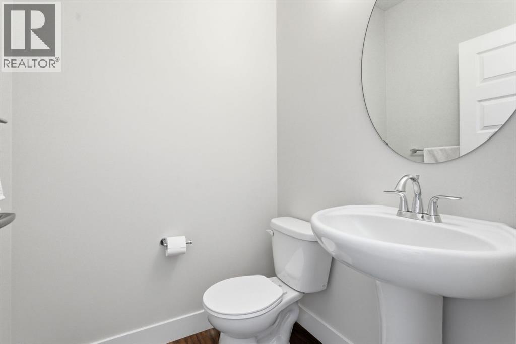 403, 110 Coopers Common SW, Airdrie, Alberta  T4B 3Y3 - Photo 13 - A2303776