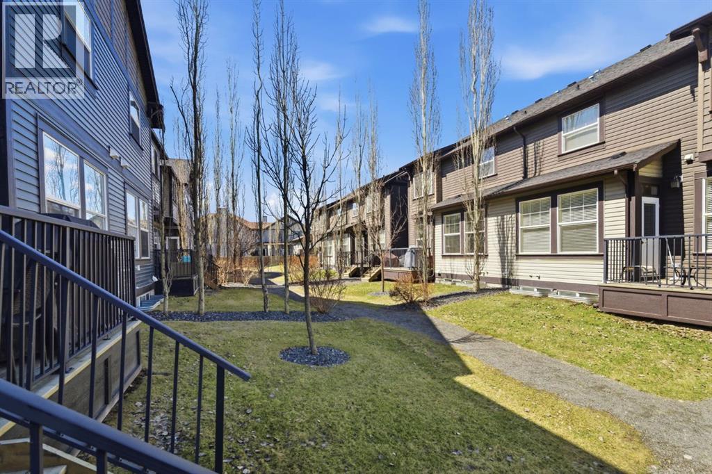 403, 110 Coopers Common SW, Airdrie, Alberta  T4B 3Y3 - Photo 32 - A2303776