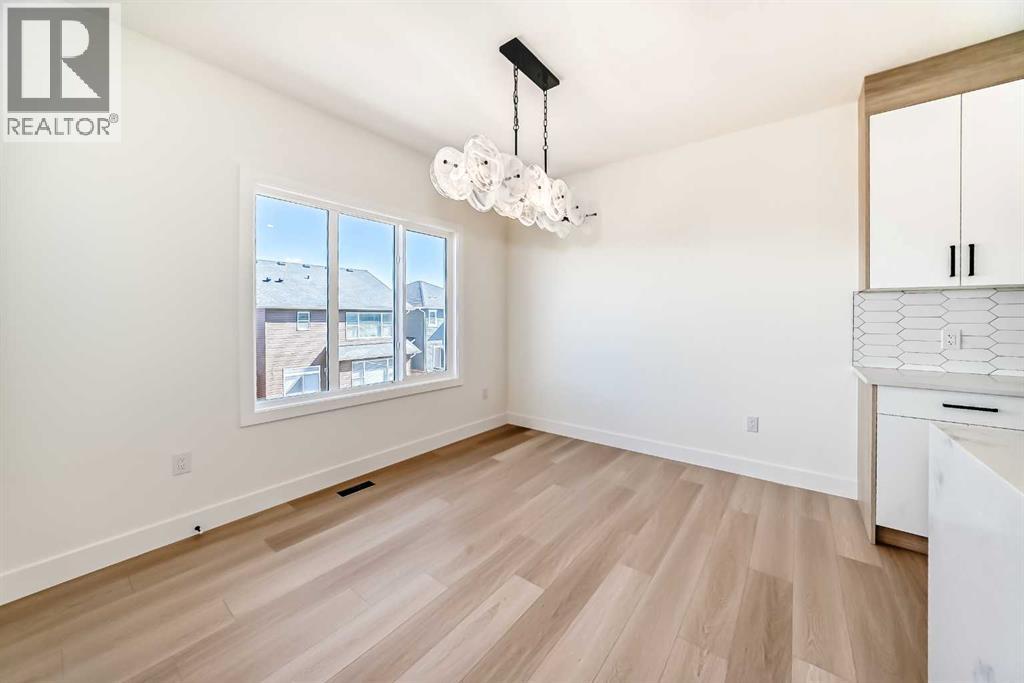 379 Rivercrest Road, Cochrane, Alberta  T4C 3C6 - Photo 5 - A2304004