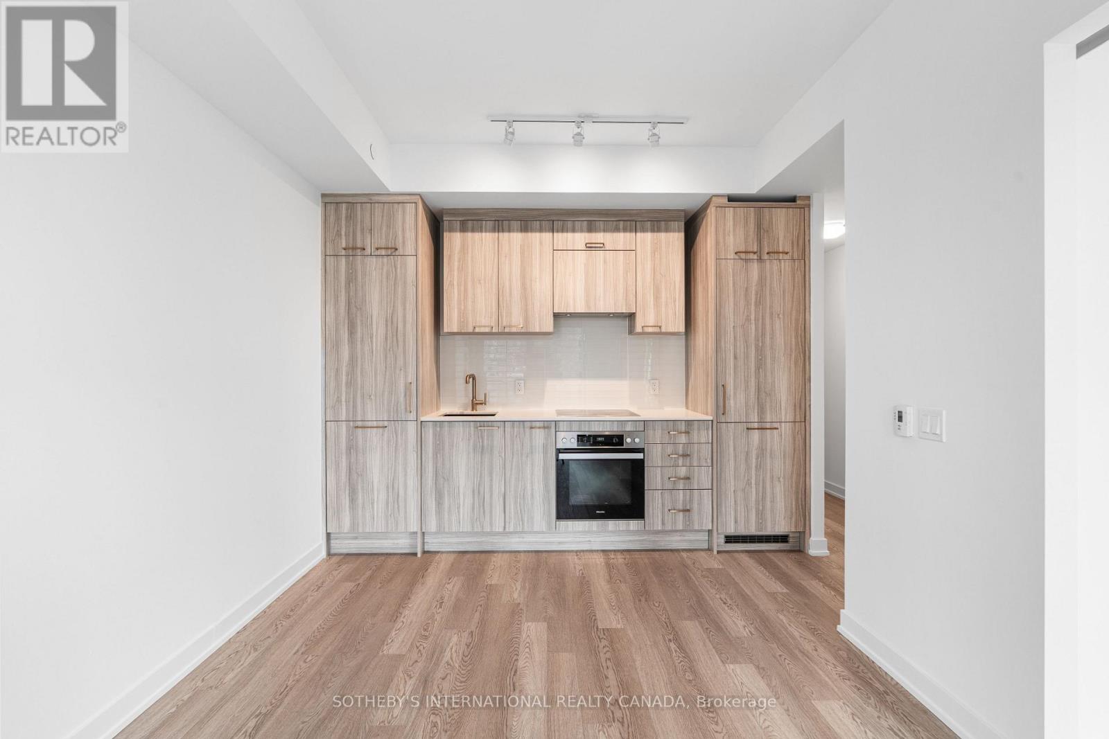 2706 - 634 Church Street, Toronto, Ontario  M8X 1E2 - Photo 10 - C13036076