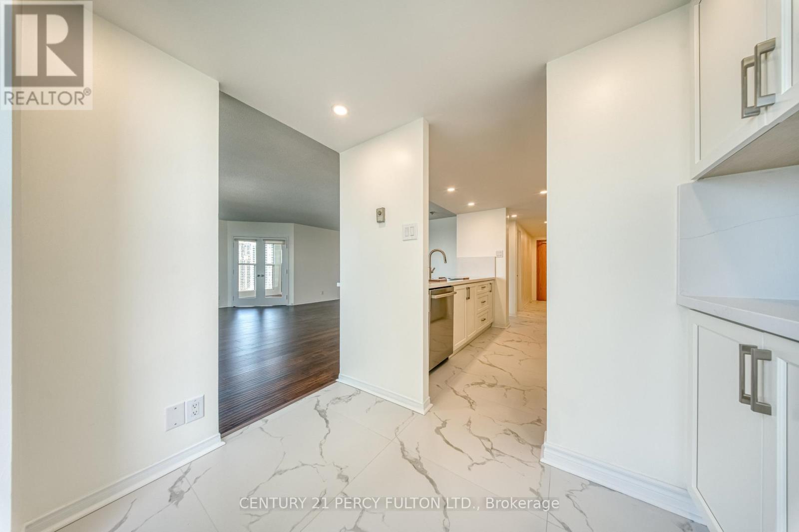 1508 - 77 Harbour Square, Toronto, Ontario  M5J 2S2 - Photo 16 - C13036080