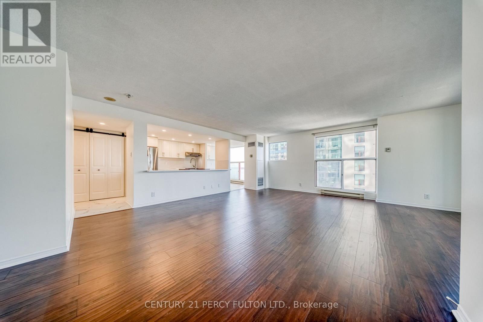 1508 - 77 Harbour Square, Toronto, Ontario  M5J 2S2 - Photo 8 - C13036080