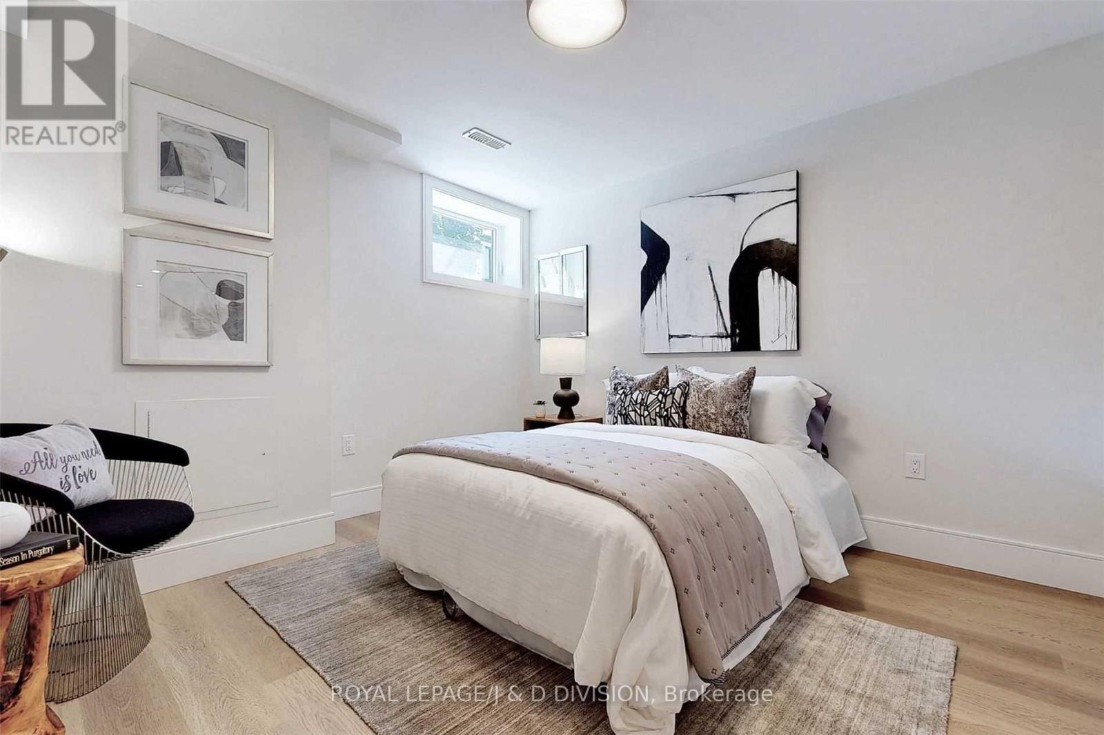 Lower - 26 Henderson Avenue, Toronto, Ontario  M6J 2B8 - Photo 6 - C13036122