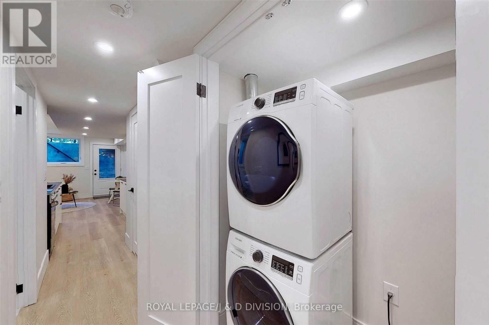 Lower - 26 Henderson Avenue, Toronto, Ontario  M6J 2B8 - Photo 8 - C13036122