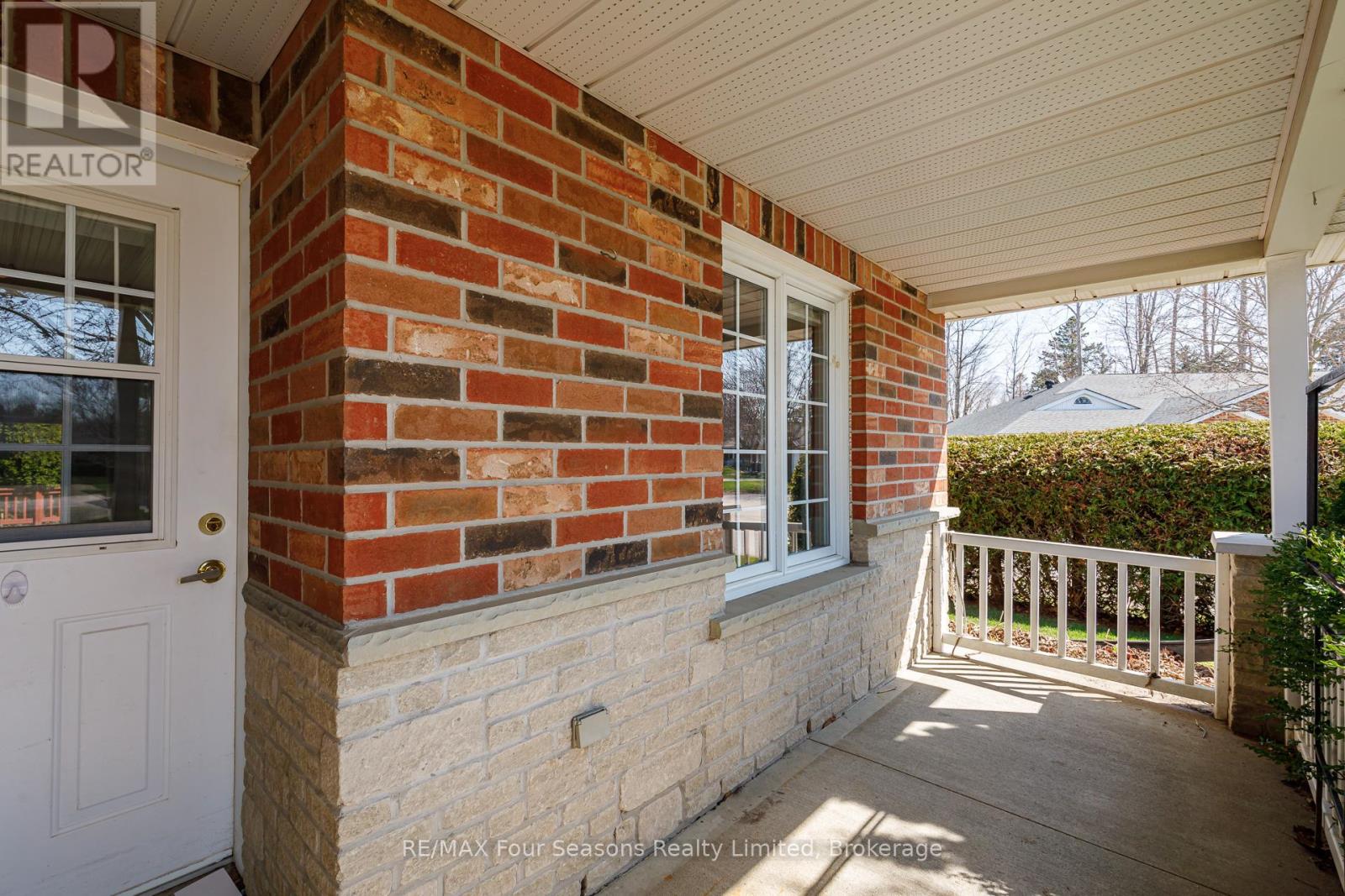 1 - 275 Huron Street, Clearview, Ontario  L0M 1S0 - Photo 4 - S12832718