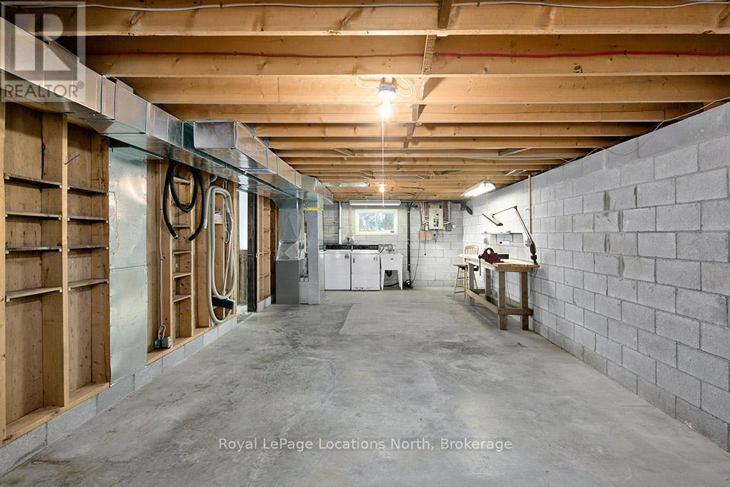 227 Sunset Boulevard, Blue Mountains, Ontario  N0H 2P0 - Photo 12 - X12723422