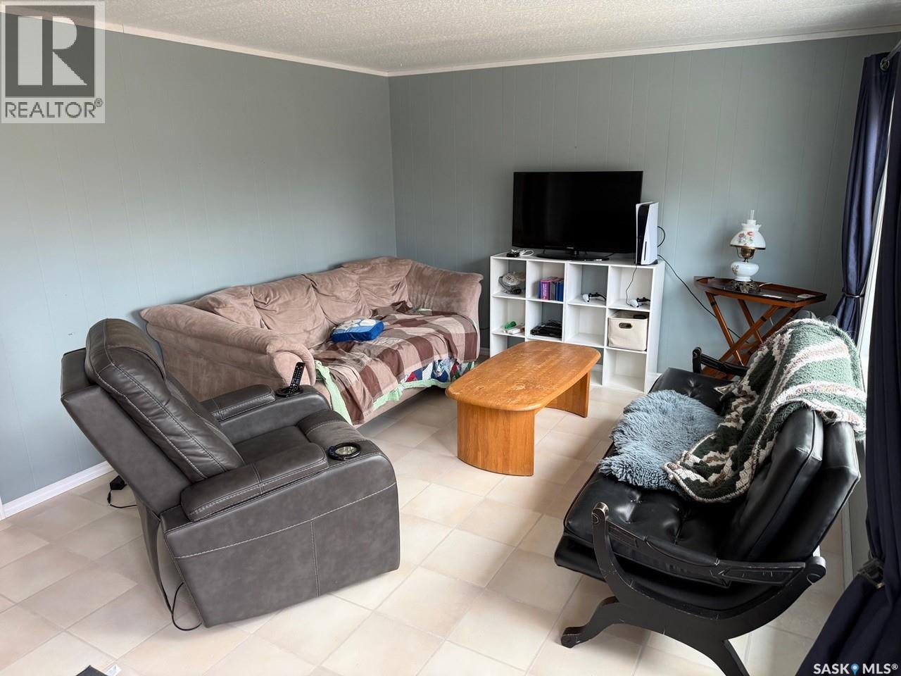 350 1st Street E, Meota, Saskatchewan  S0M 1X0 - Photo 14 - SK033754