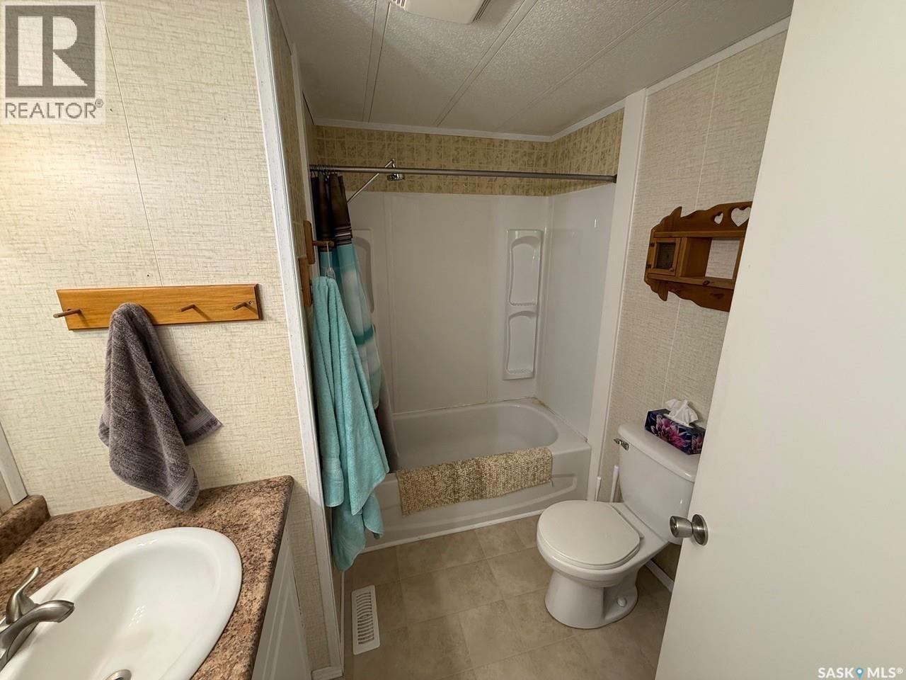 350 1st Street E, Meota, Saskatchewan  S0M 1X0 - Photo 18 - SK033754