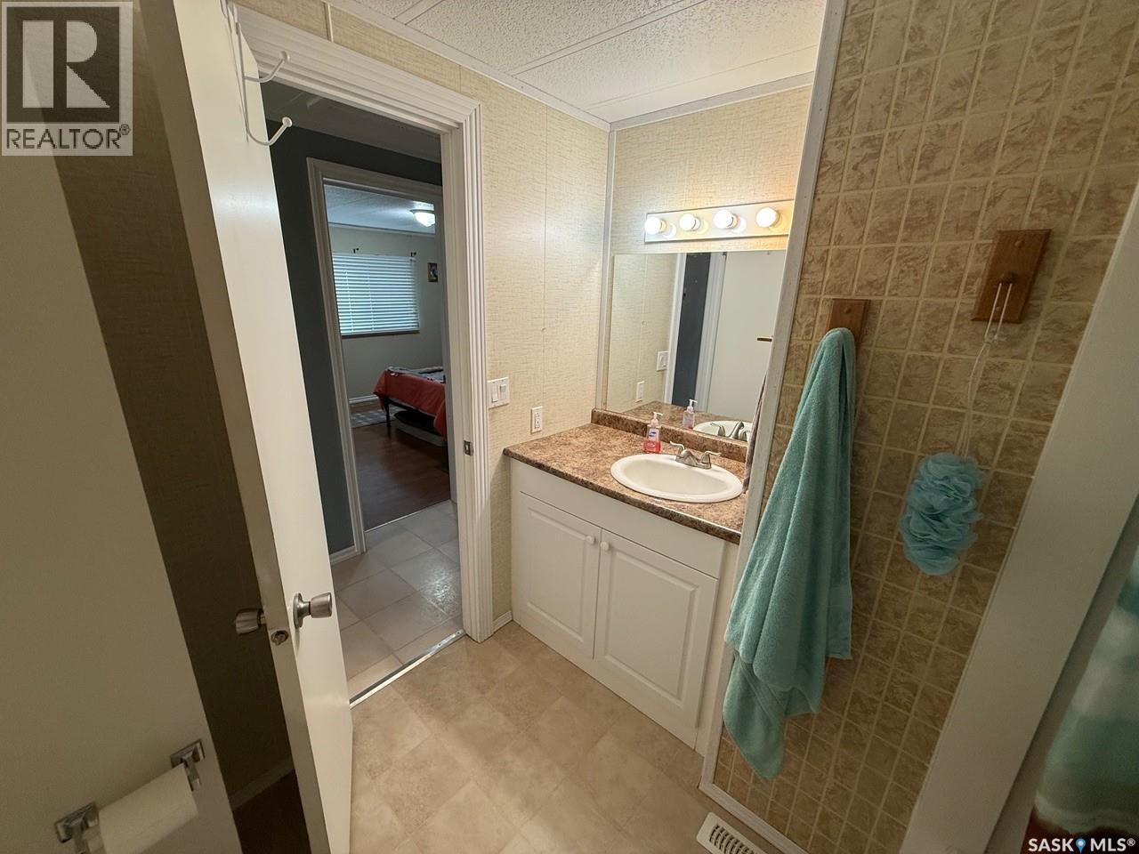 350 1st Street E, Meota, Saskatchewan  S0M 1X0 - Photo 20 - SK033754