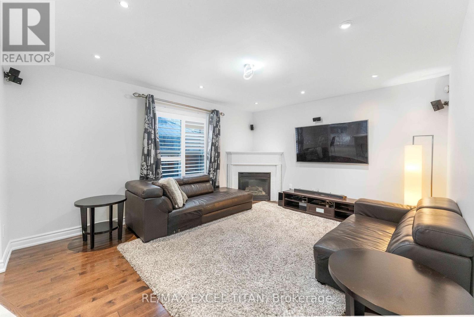 17 Nieuwendyk Street, Whitby, Ontario  L1P 1W5 - Photo 19 - E13036008