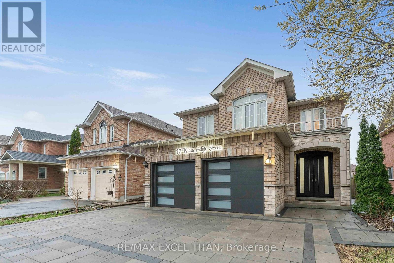 17 Nieuwendyk Street, Whitby, Ontario  L1P 1W5 - Photo 2 - E13036008