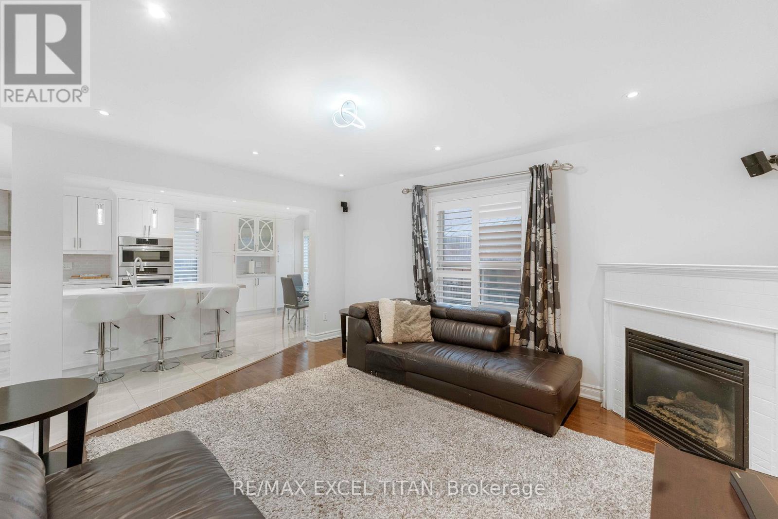 17 Nieuwendyk Street, Whitby, Ontario  L1P 1W5 - Photo 21 - E13036008