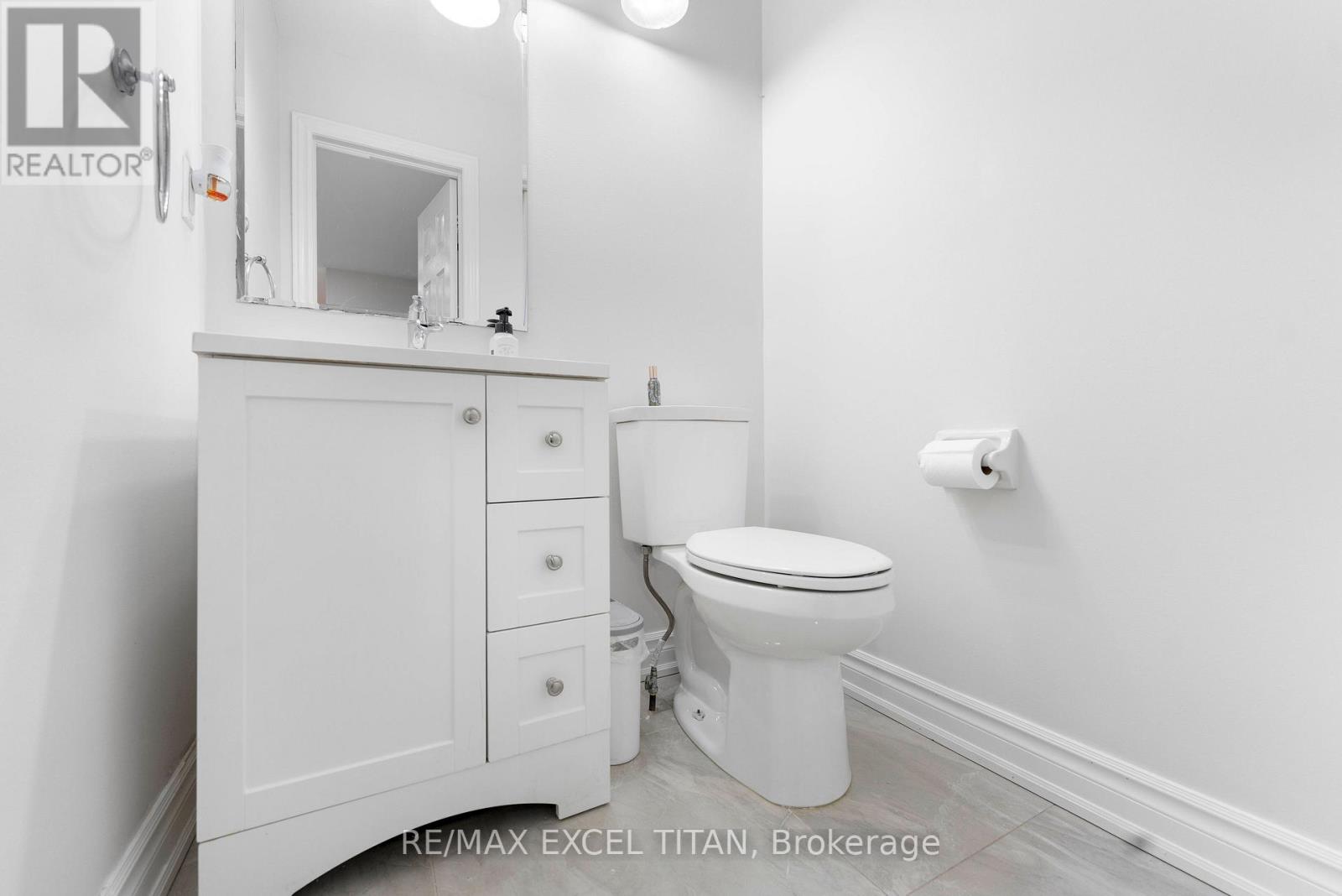 17 Nieuwendyk Street, Whitby, Ontario  L1P 1W5 - Photo 22 - E13036008