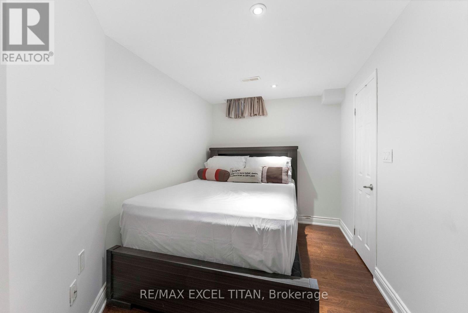 17 Nieuwendyk Street, Whitby, Ontario  L1P 1W5 - Photo 43 - E13036008