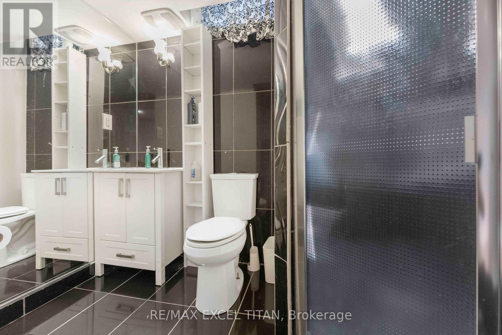 17 Nieuwendyk Street, Whitby, Ontario  L1P 1W5 - Photo 47 - E13036008